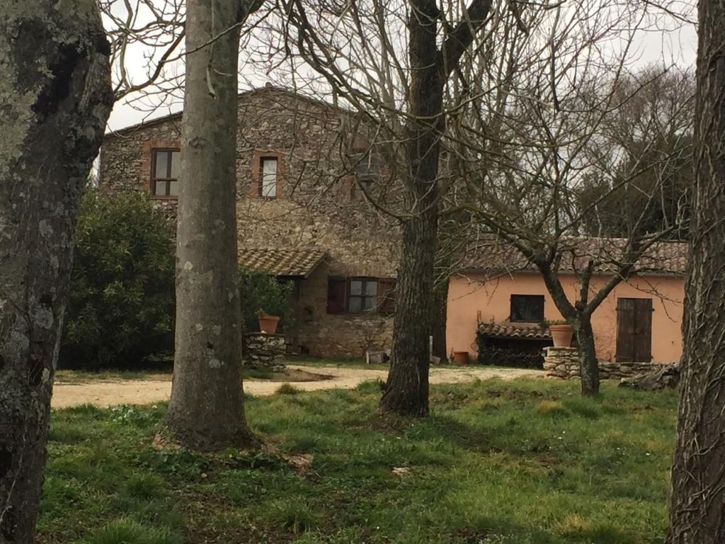Unabhaengige Wohnung in Amelia mit Grill und Gar