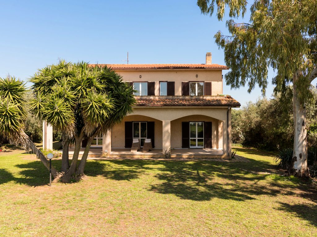 Tarquinia Garden Home