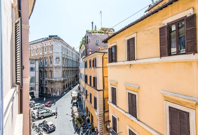 Navona