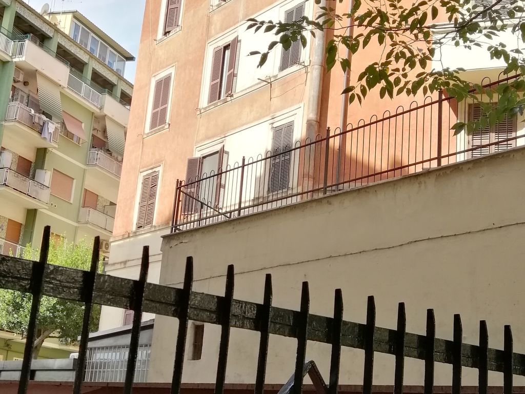 mit privatem Balkon