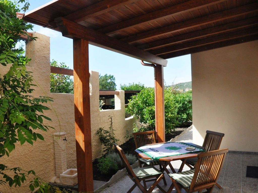 Lubagnu Vacanze- Drei-Zimmer-Wohnung C