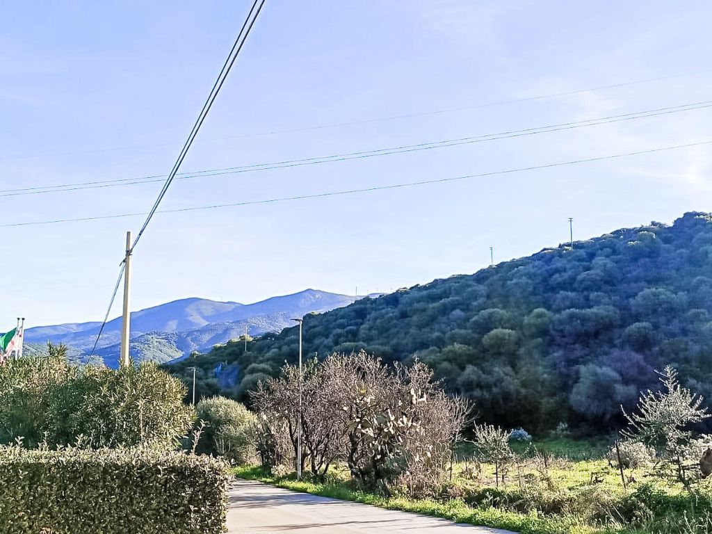Sardinia Hillside Retreat – Apt 14