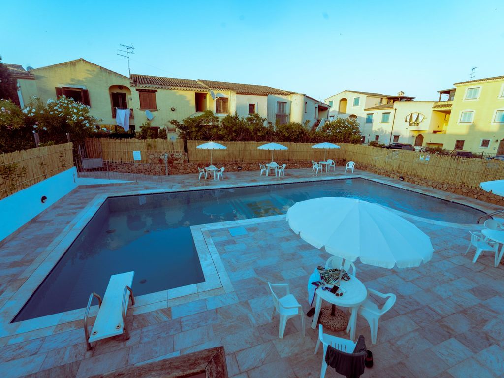 Isola Blu, Jacuzzi & Pool