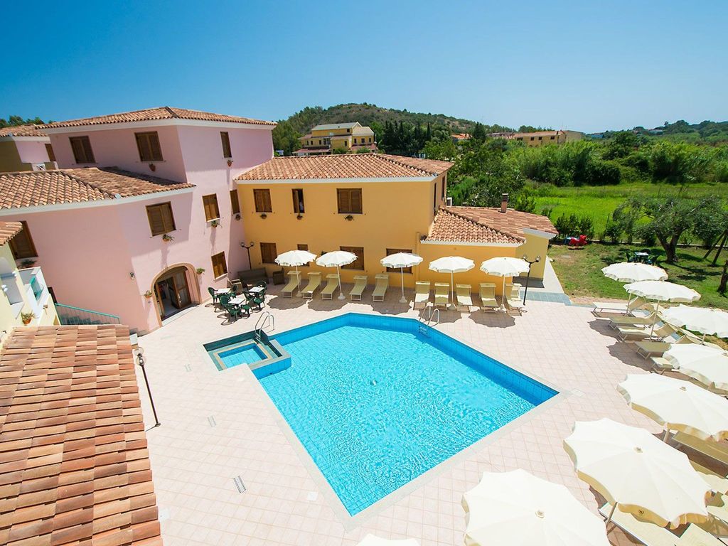 Drei-Zimmer-Wohnung in der Residenz Cala Viola