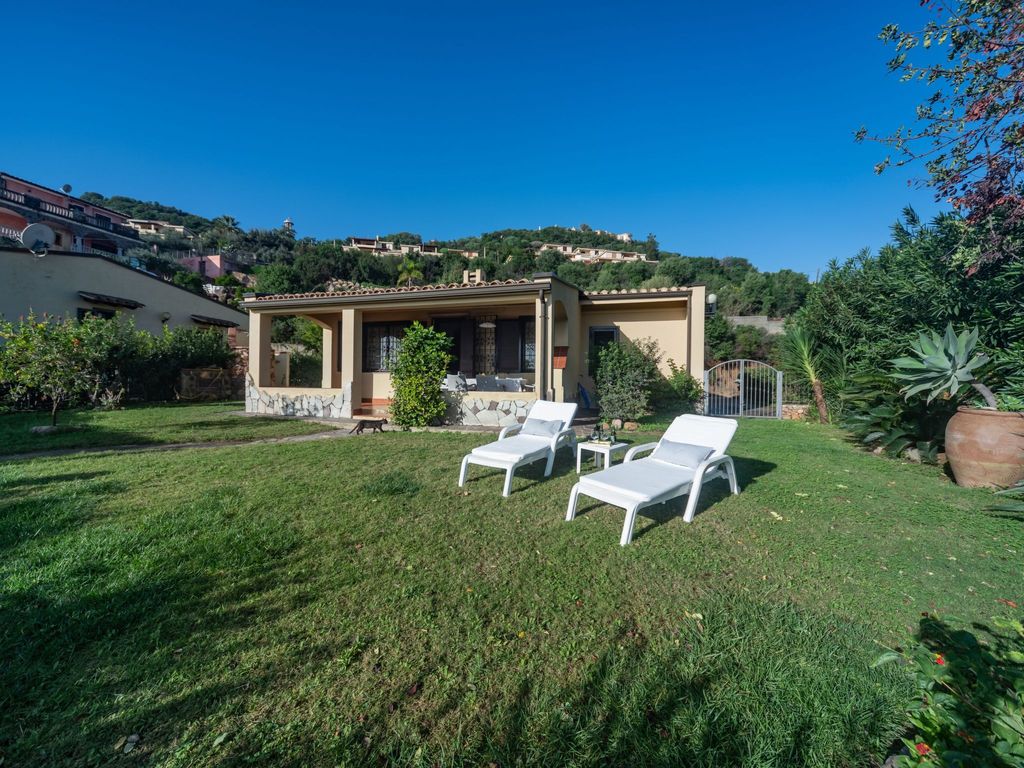 Wunderschöne freistehende Villa in kurzer Entfernung zum Strand und mit herrlic