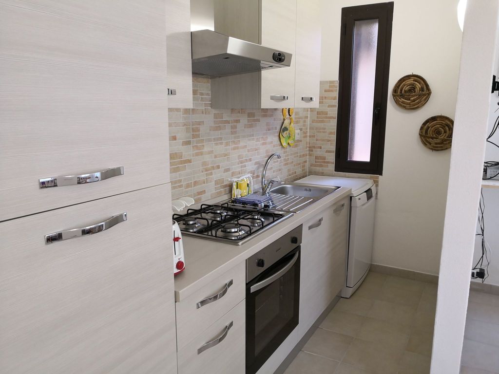 Renovierte Wohnung nur wenige Schritte vom Strand entfernt in Costa Rei