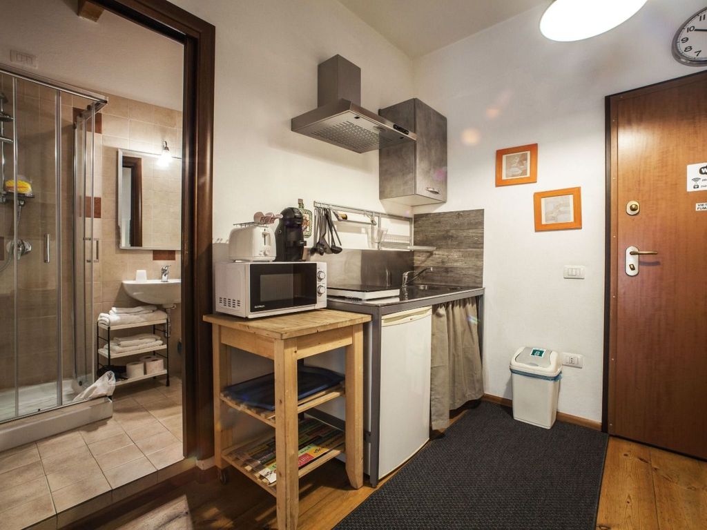 Studio Apartments Altstadt über Manno