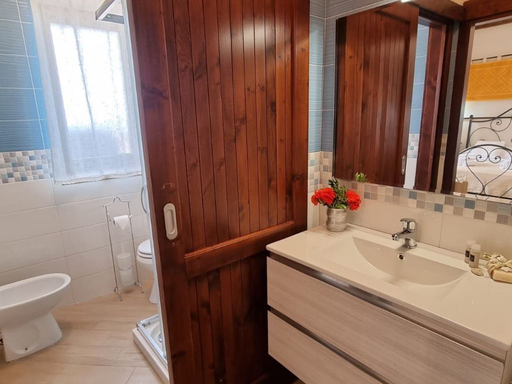 Wohnung mit drei Betten