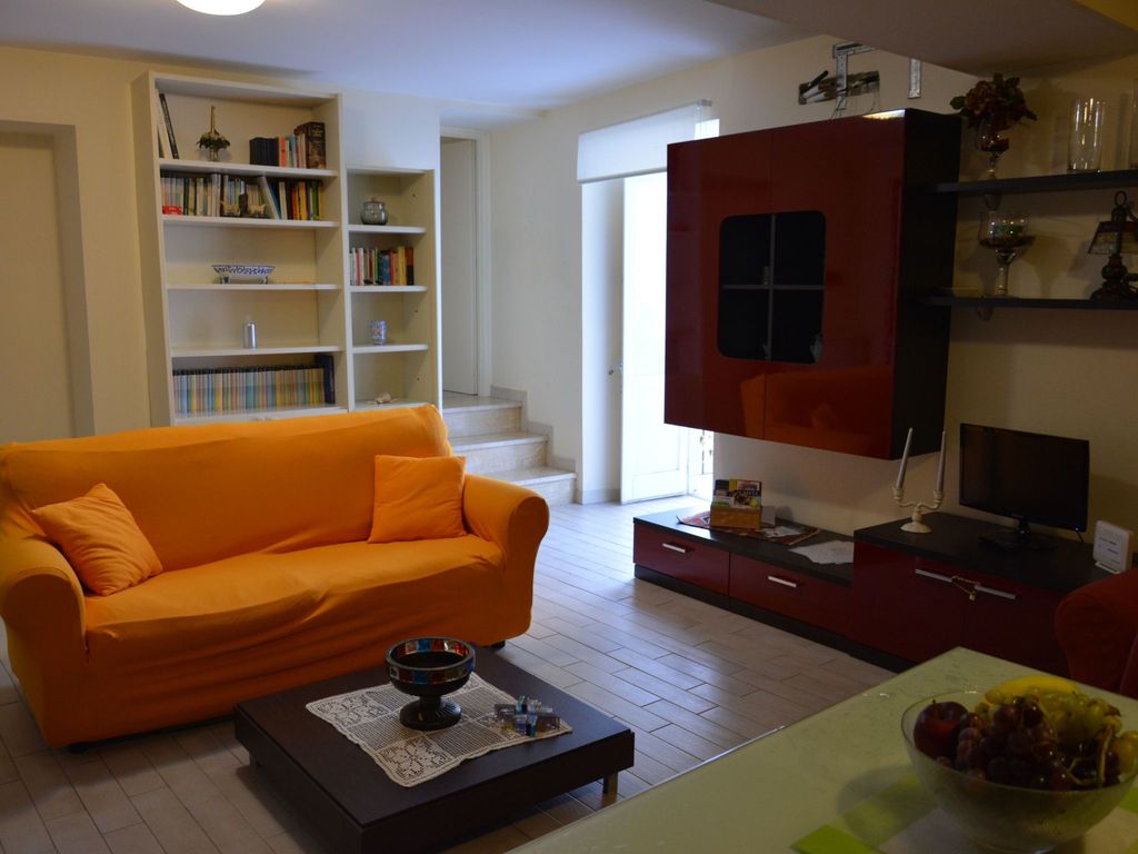 Wohnung mit Balkon