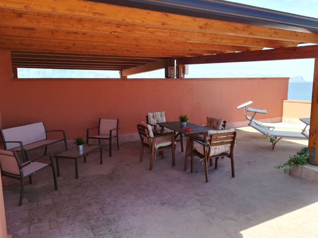 Giusy Penthouse mit Terrasse