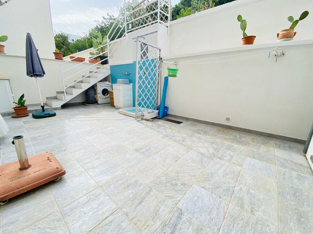 Villa Oasi, 50 m vom Strand entfernt, klimatisiert