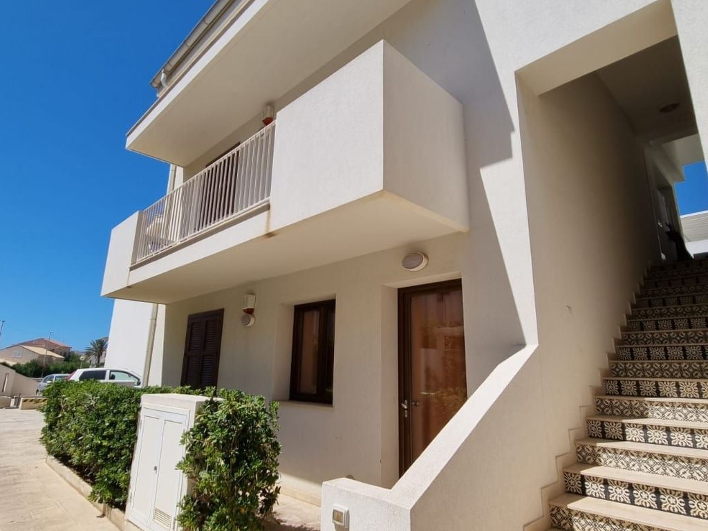 Wohnung in Punta Secca