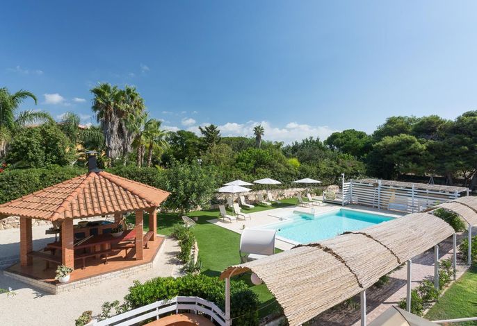 Angenehmes Haus mit privatem Pool – Foto 2