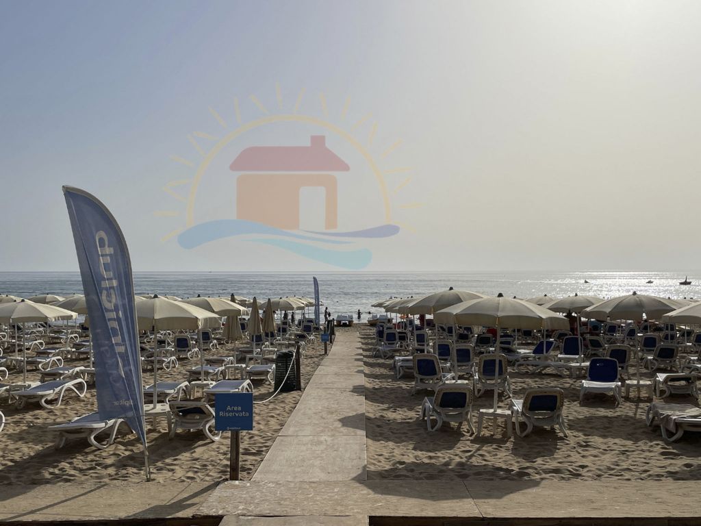 Wohnung "Kastalia" mit Infinity-Pool