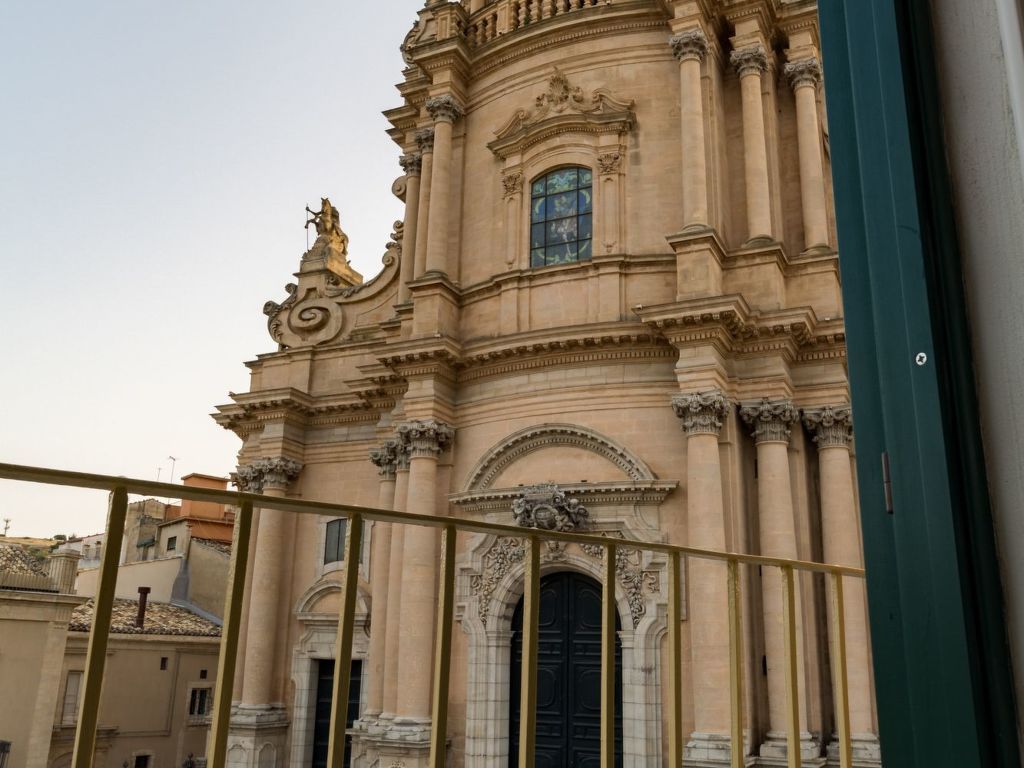 Ettore, Wohnung mit Blick auf die Kathedrale von Ibla