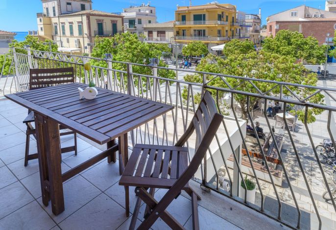 Talete, im Zentrum 40 m vom Strand entfernt