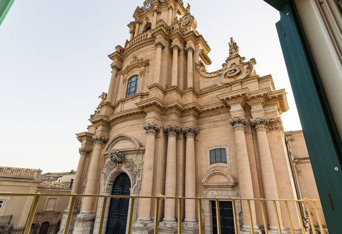 Großes Appartement in Ragusa mit Kleinem Balkon