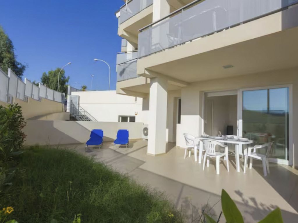 Appartamento con 3 camere al piano terra