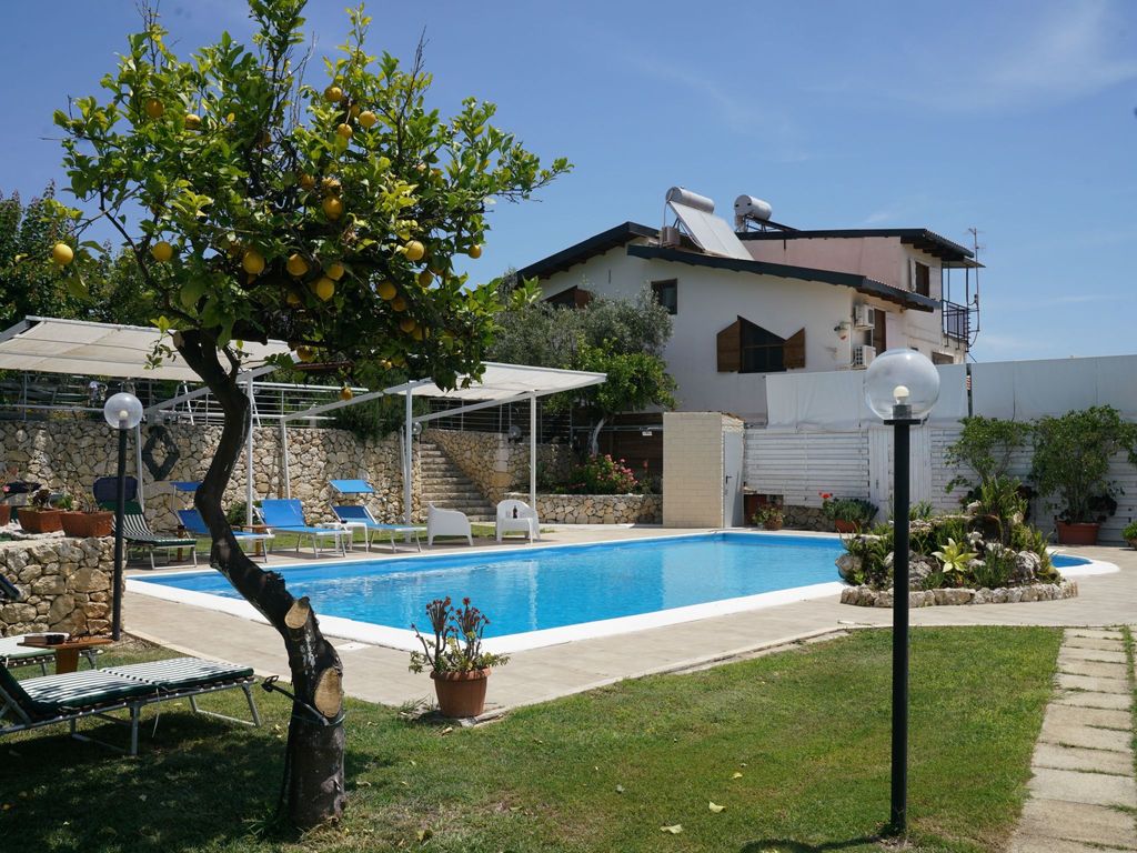 Ferienvilla 'Belfronte' mit Wasserblick
