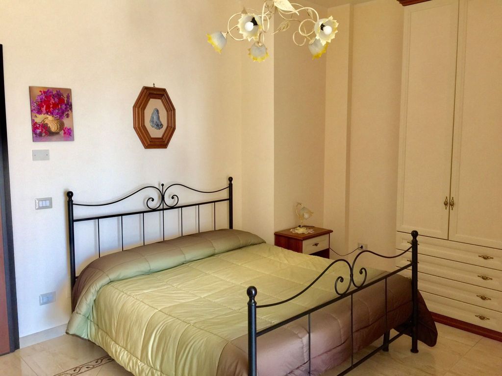 Wohnung in Trecastagni mit Terrasse