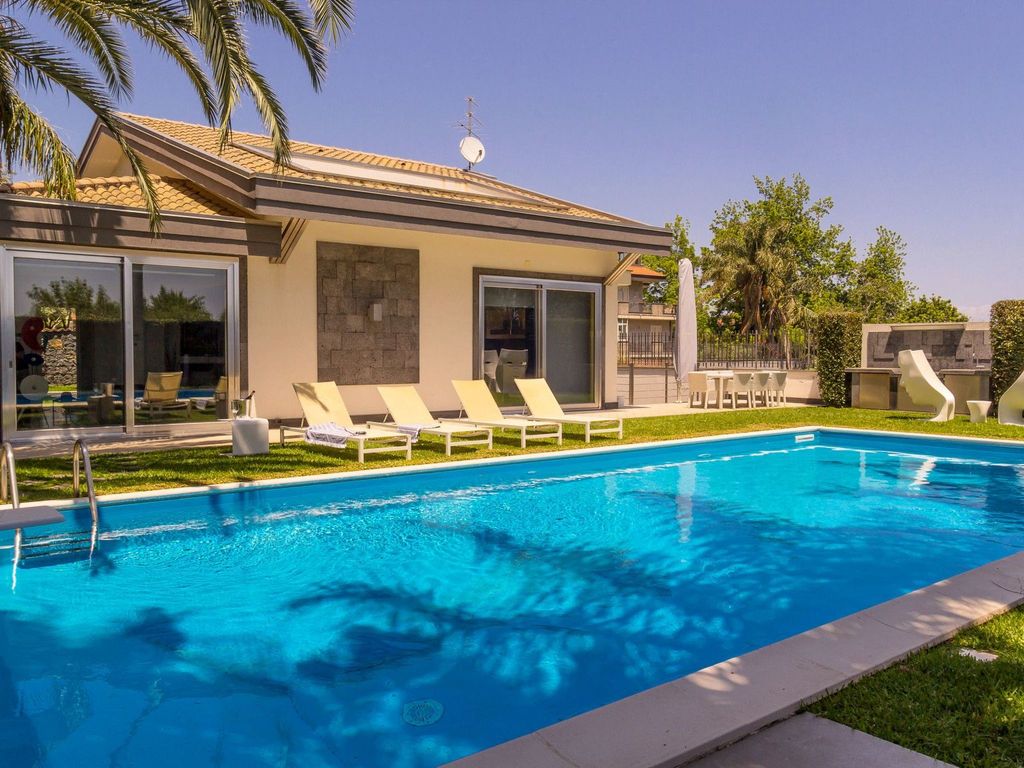 Villa Oras in Mascali