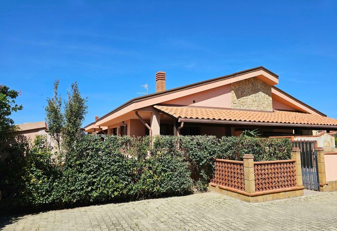 Villa mit Wasserblick