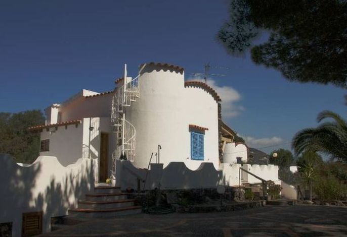 Villa Noir in Vulcanello