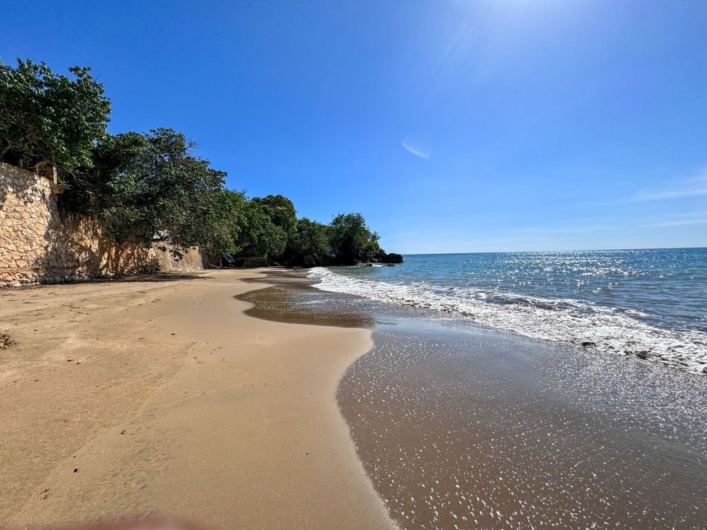 Unvergessliche Villa, eine atemberaubende Flucht direkt am Strand