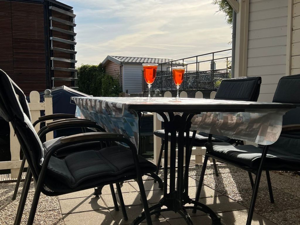 Charmantes Ferienhaus "Hilda" mit Terrasse