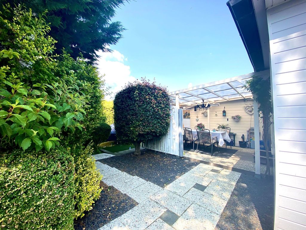 Charmantes Ferienhaus "Hilda" mit Terrasse
