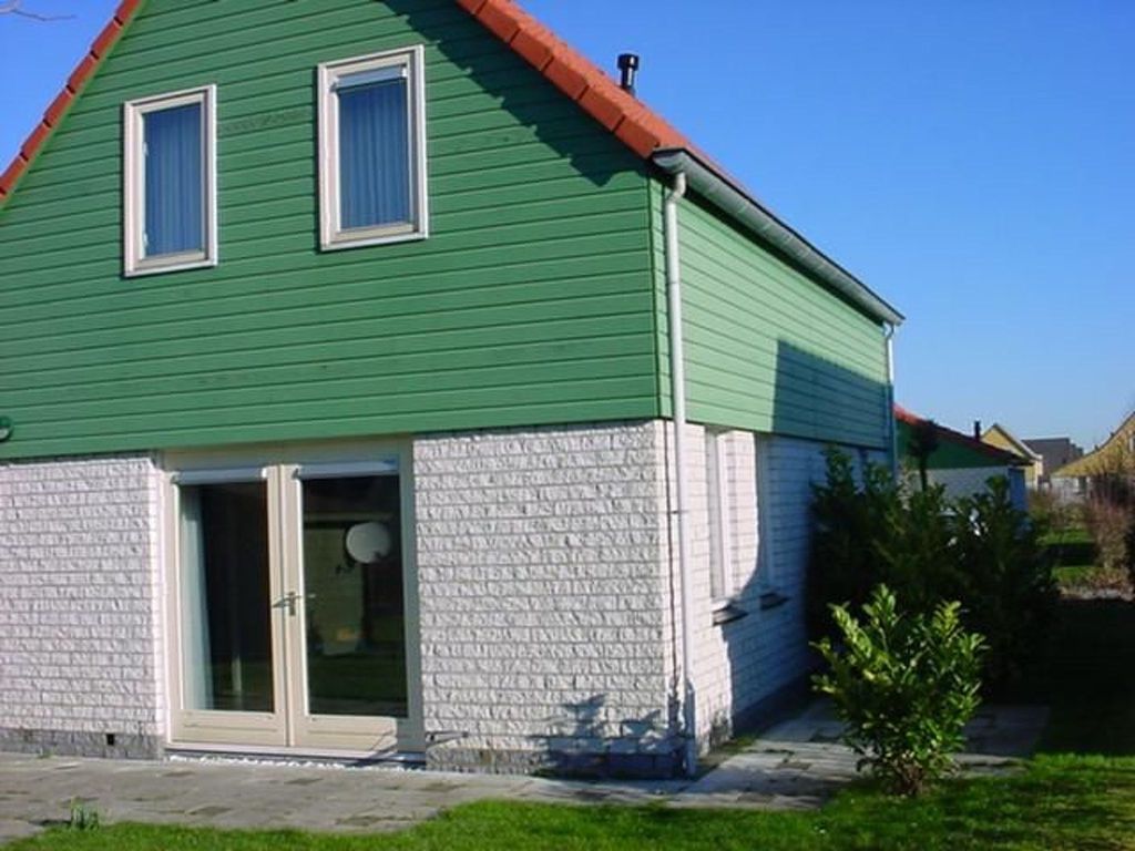 Gemütliches Haus mit komplett umzäuntem Garten