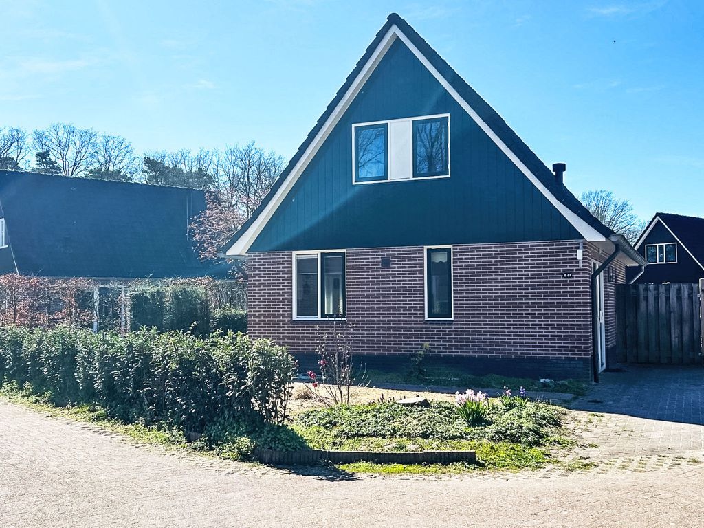 Geräumiges Ferienhaus mitten im Wald