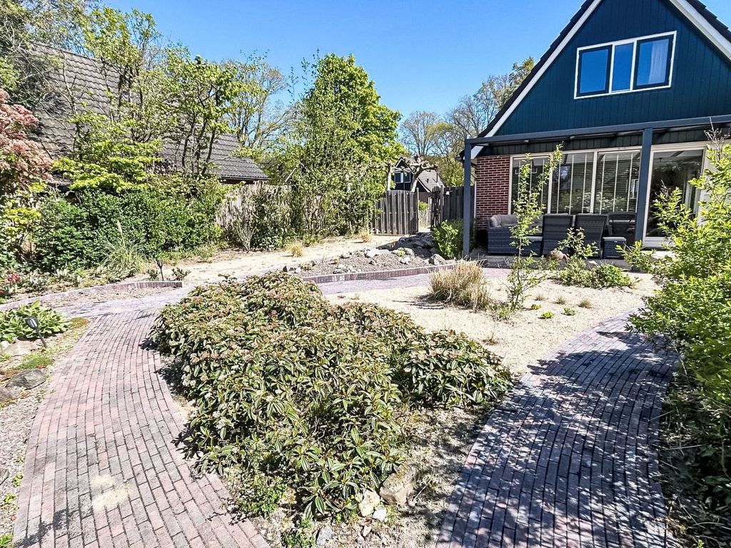 Geräumiges Ferienhaus mitten im Wald