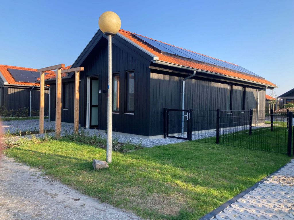 Chalet Ufergrundstück mit eigenem Angelplatz