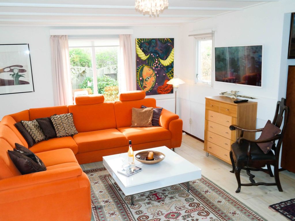 in Anjum mit Sauna, Garten und Terrasse