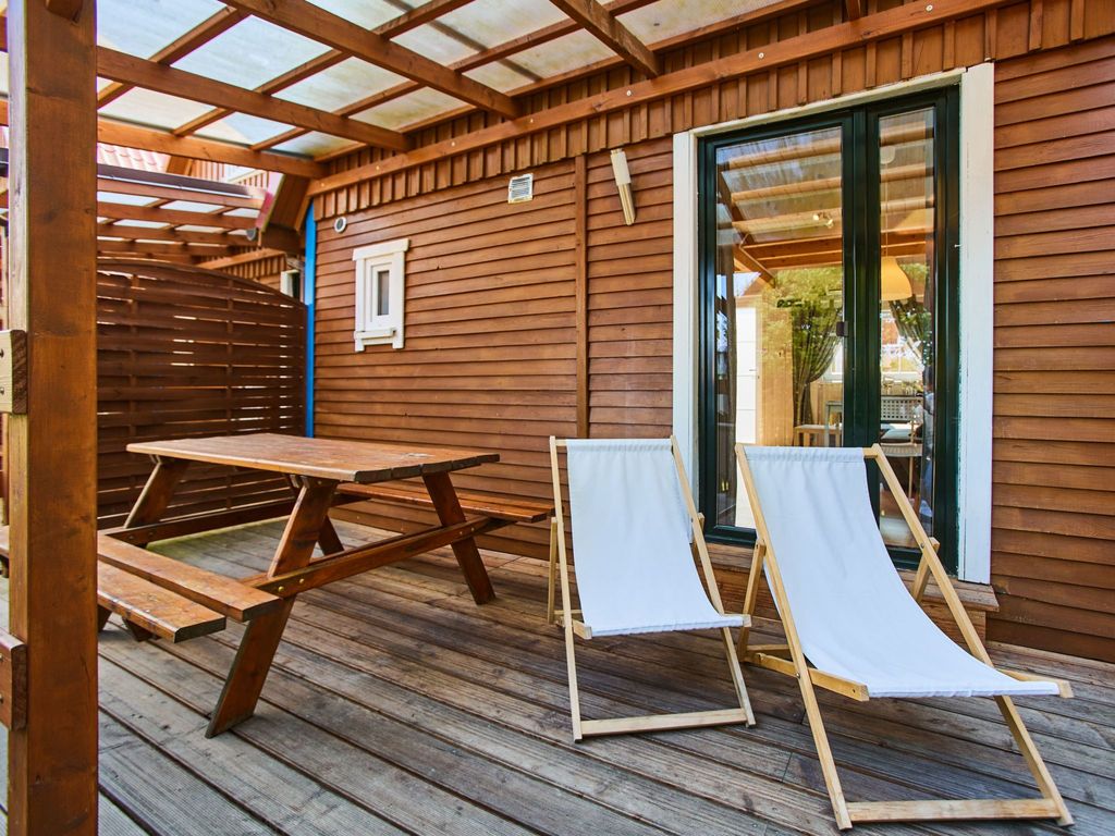 "Boathouse" mit Schwimmbad
