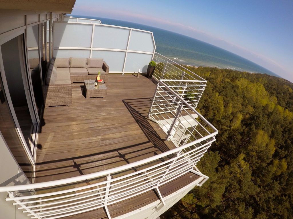Wohnung mit Panoramaverglasung und Meerblick