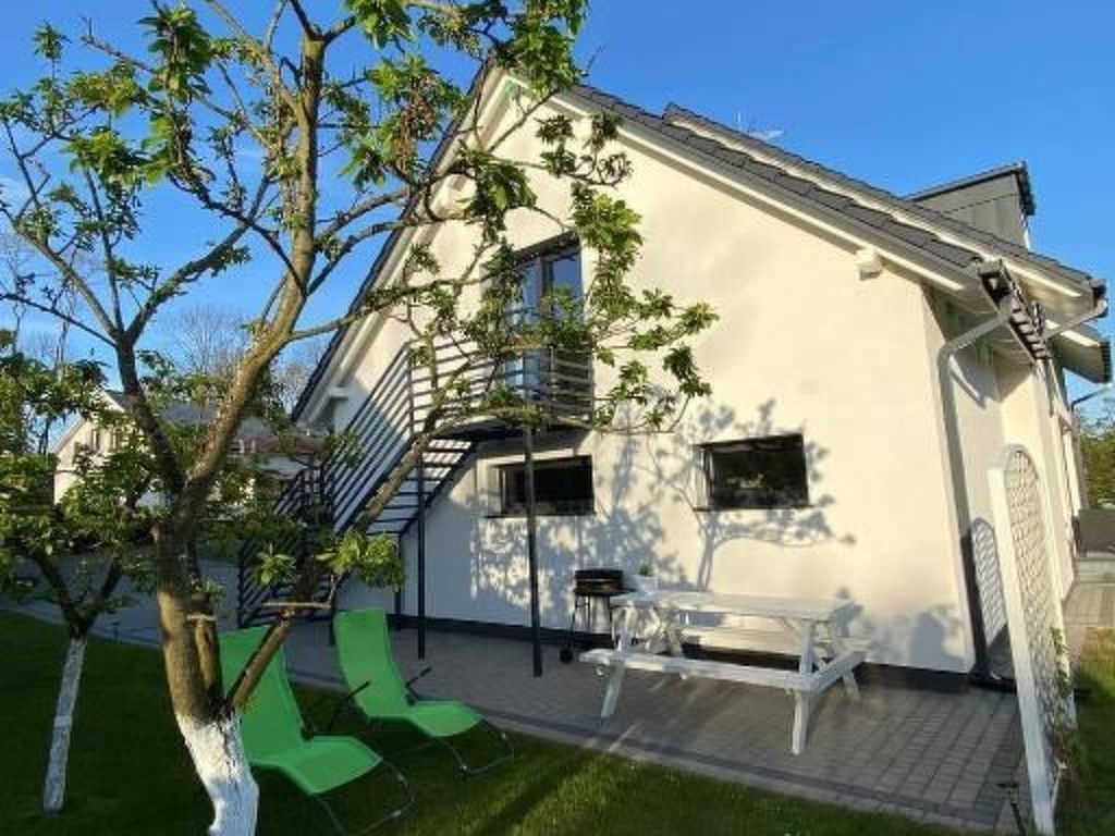 Gemütliches Ferienhaus mit Garten und Seeblick