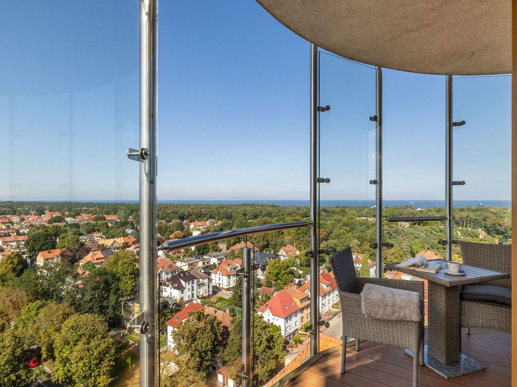 "Platan Tower 114"