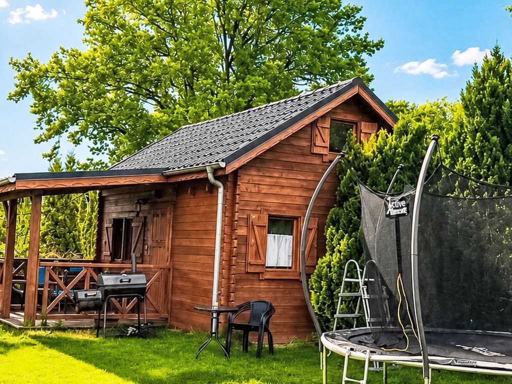 Haus in Karsibór mit Grill, Terrasse und Garten