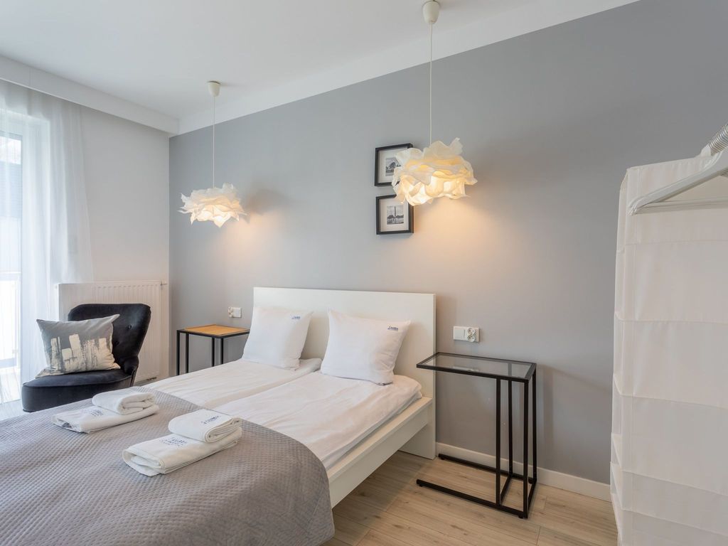 Lichtdurchflutete Ferienwohnung Bianco am Meer