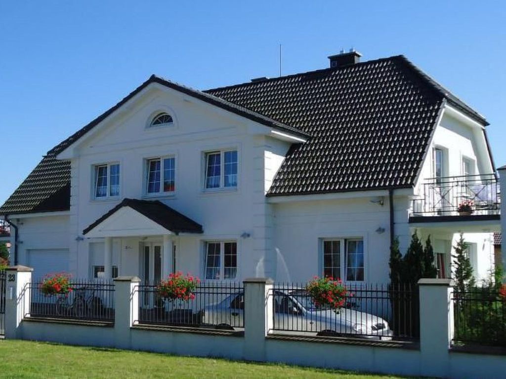 Wohnung in Rowy mit Grill, Terrasse, Parkplatz u