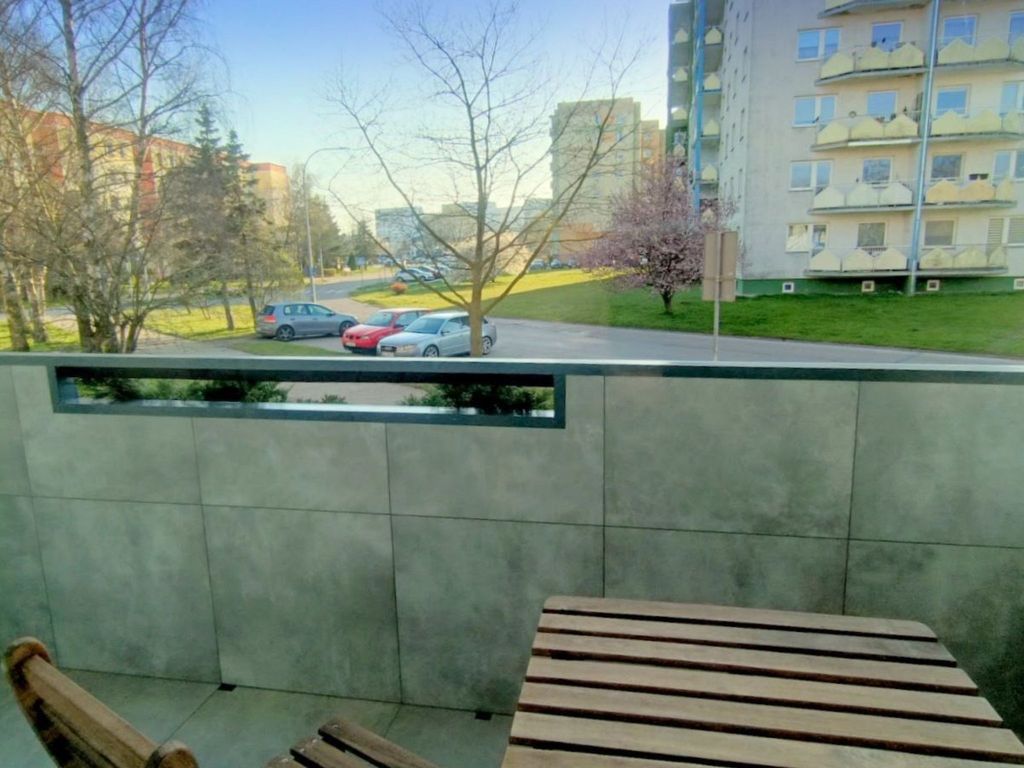 Appartement in Nowe Miasto mit Garten
