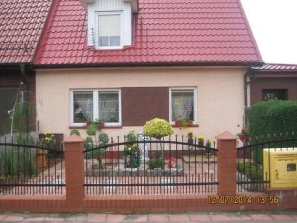 mit Garten, Grill und Terrasse