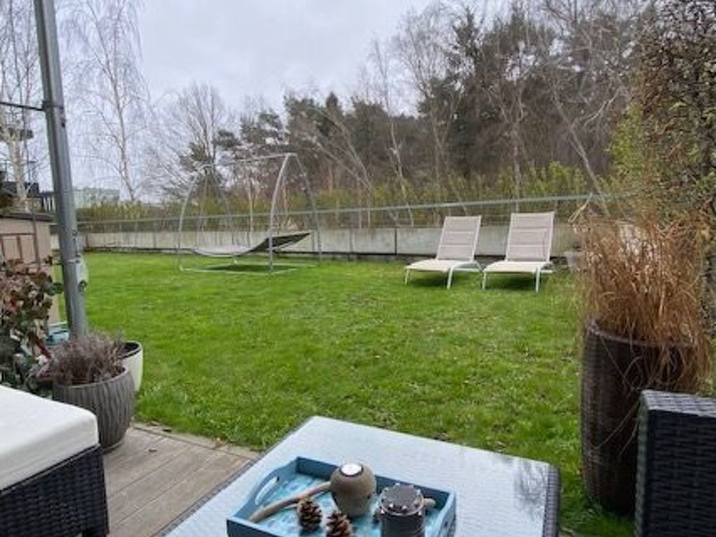 Wohnung in Brzeźno mit Großem Garten