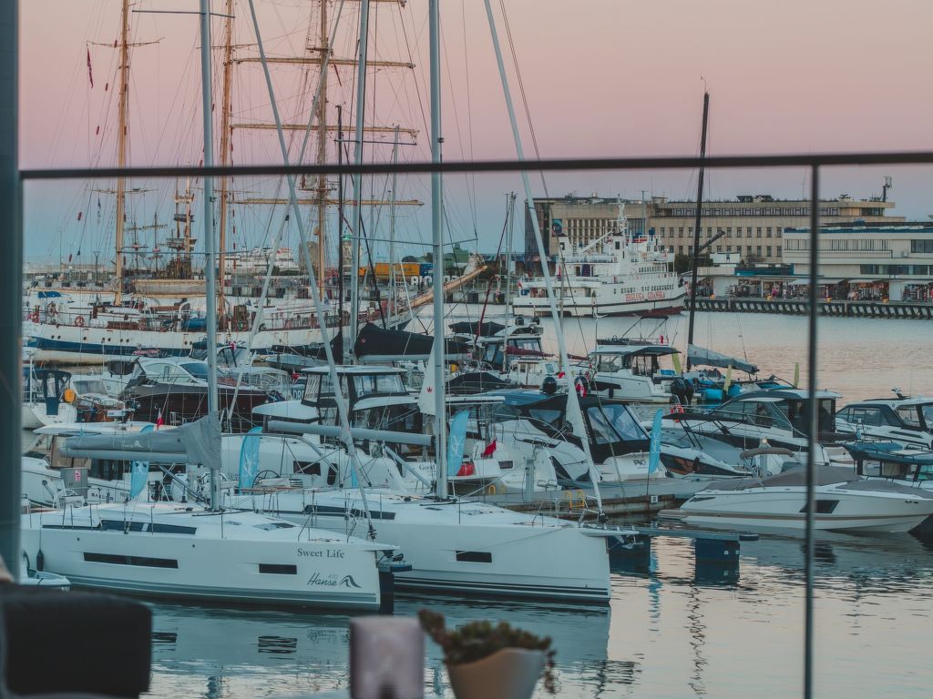 Yacht Park Apartment mit Panoramablick auf den Yachthafen in Gdynia, POLEN