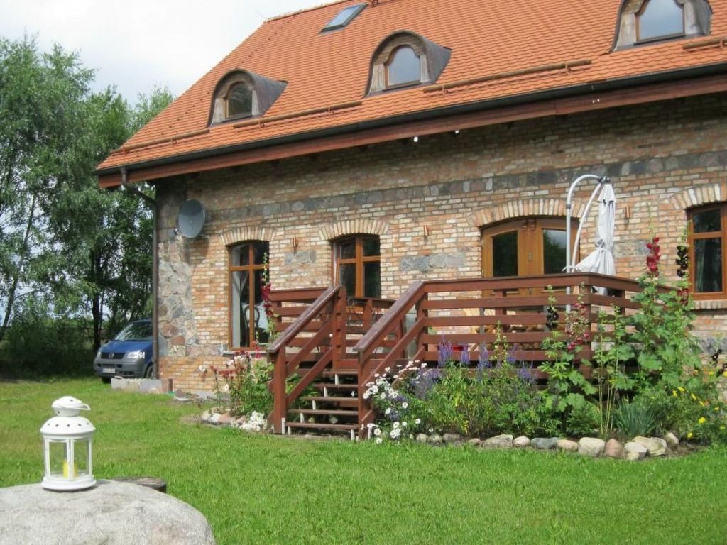 in Szopa mit Garten und Terrasse