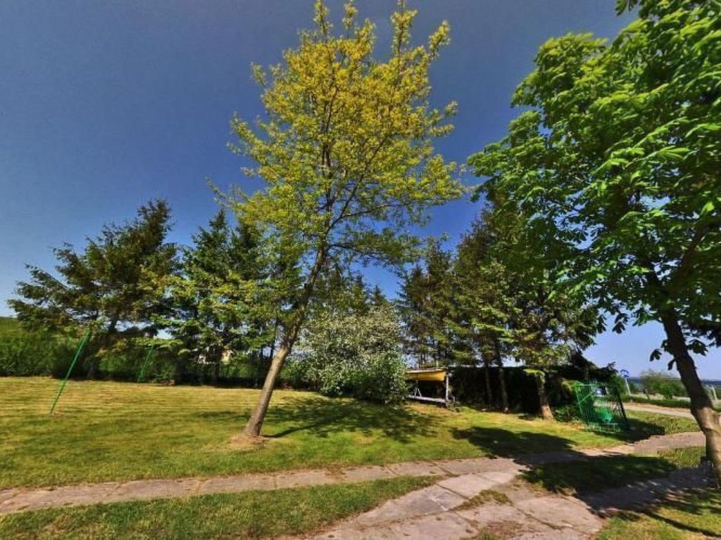 in Swarzewo mit Garten, Terrasse und Grill
