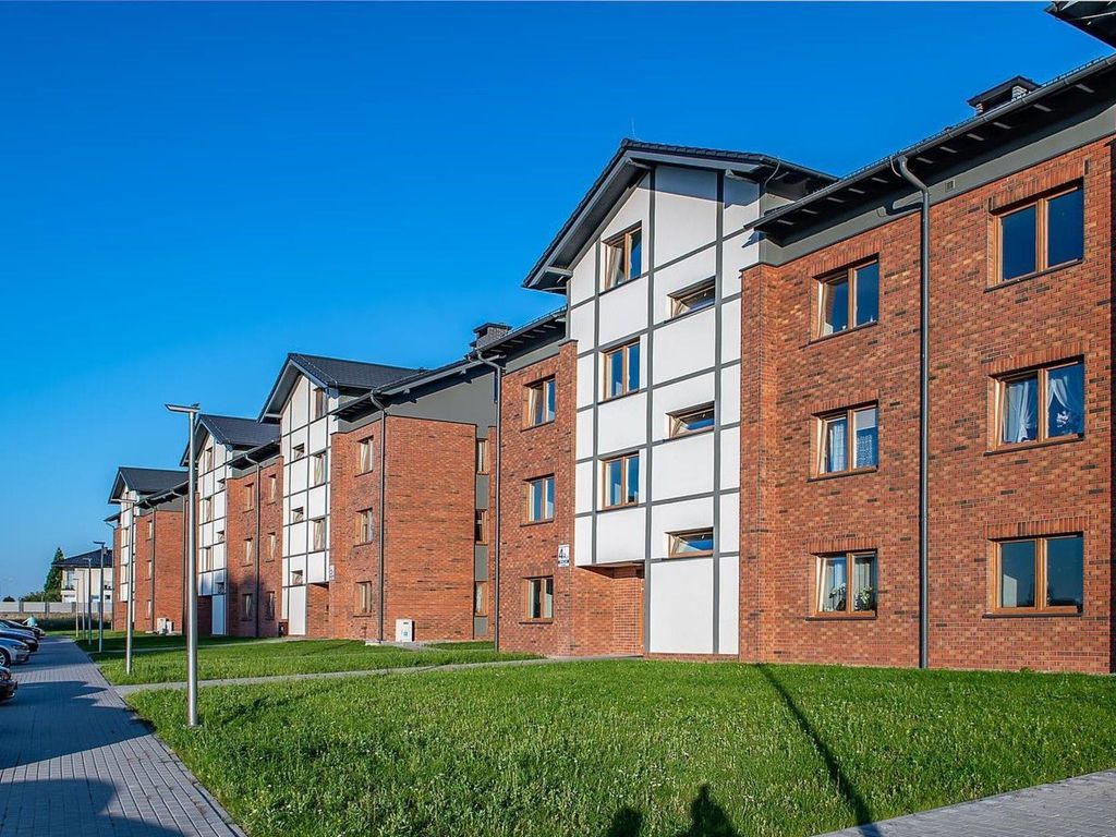 Moderne Ferienwohnung mit Balkon, nur 500 Meter von Meer und Strand entfernt