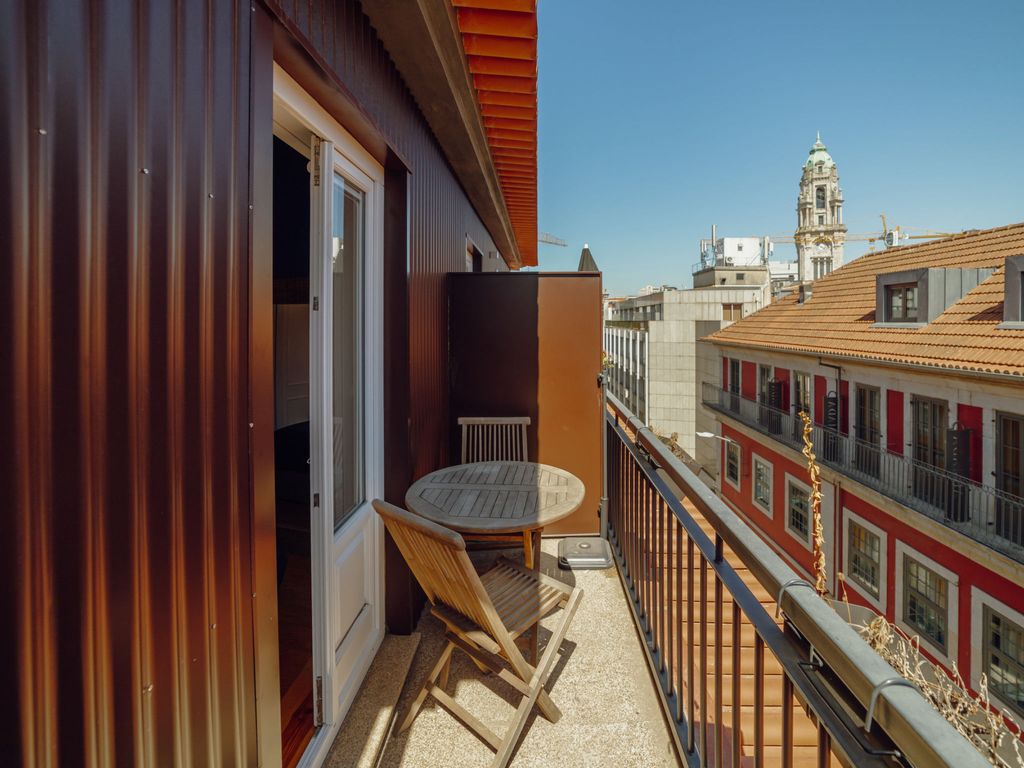 DOWNTOWN PRIME with TERRACE by VACATIONY
